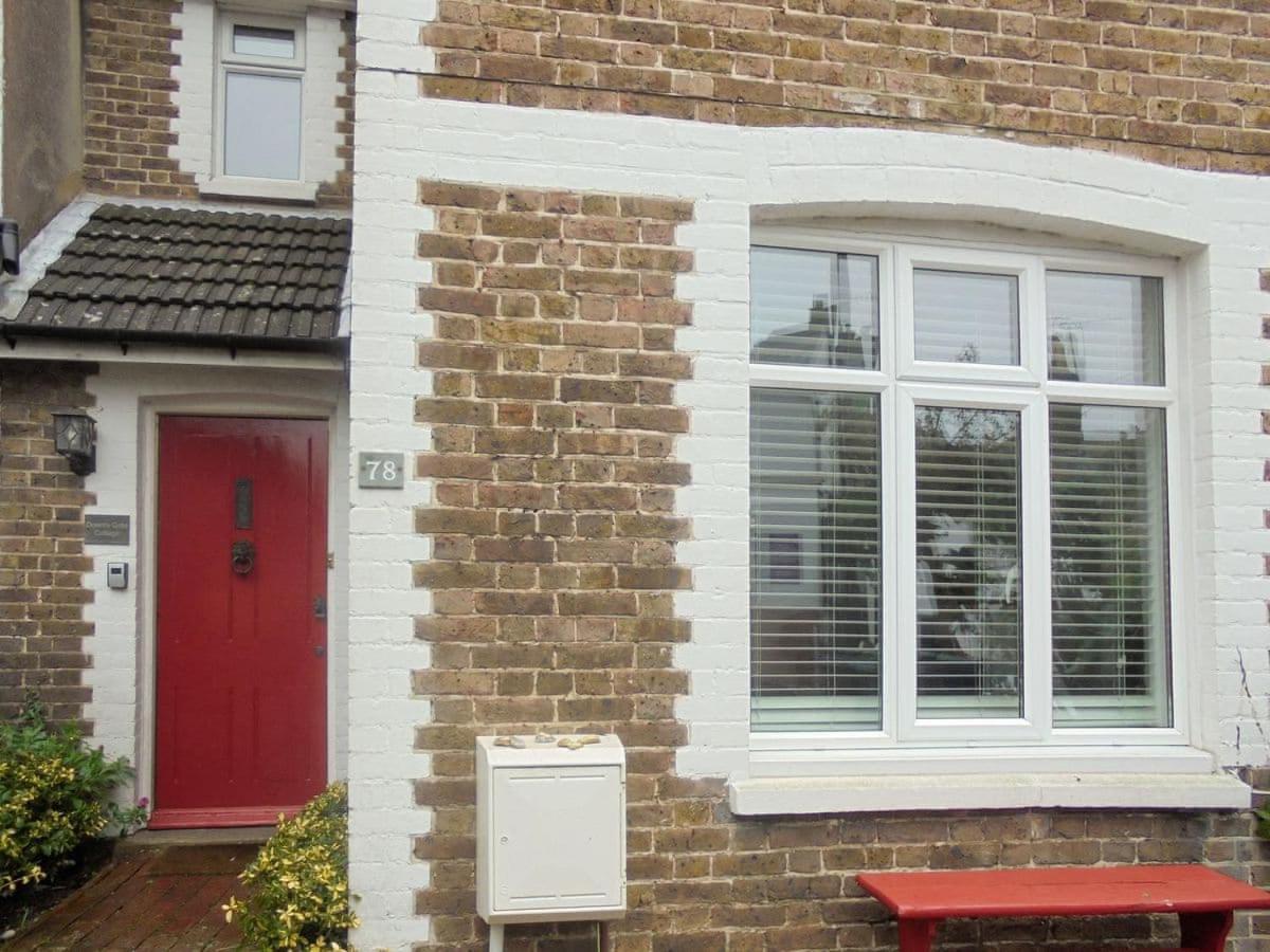 Downs Gate Cottage Eastbourne Exterior photo