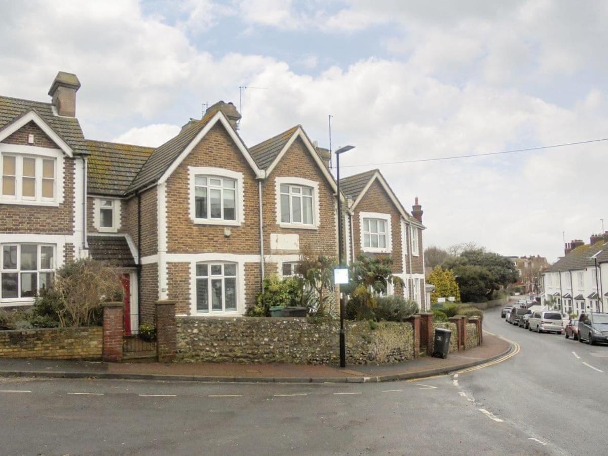Downs Gate Cottage Eastbourne Exterior photo